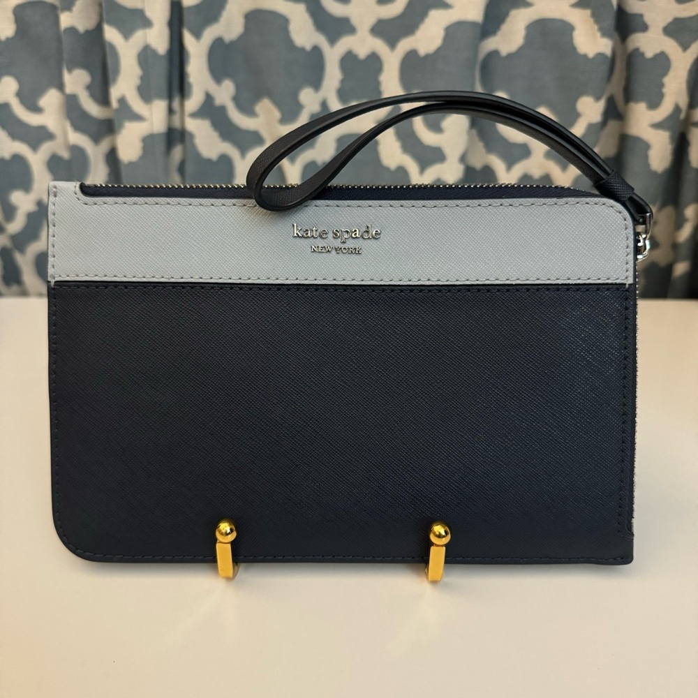 EUC Kate Spade Cameron L-shape Wristlet Two Toned Blue